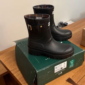 New in box Barbour Raelynn rain boots/Wellies.